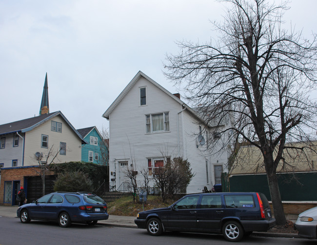 209 Grant St in Buffalo, NY - Building Photo - Building Photo