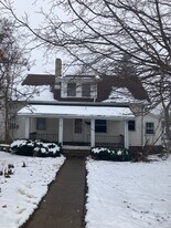 612 Wallace Dr in Crawfordsville, IN - Building Photo