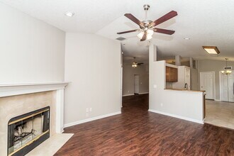 12561 Brahma Bull Cir W in Jacksonville, FL - Building Photo - Building Photo