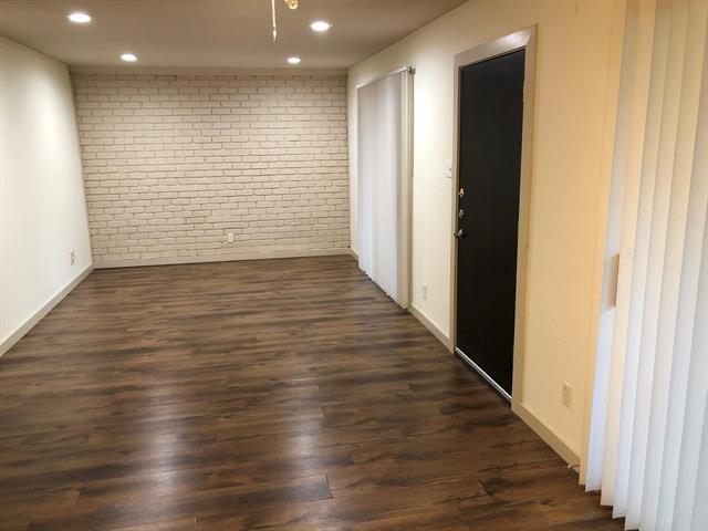 property at 4121 Avondale Ave