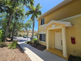 13088 Tiger Eye Dr in Venice, FL - Building Photo