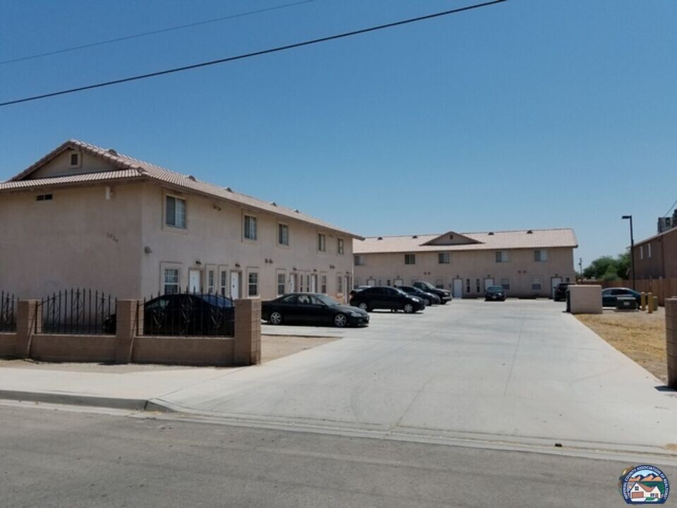 1924 Haskell Rd in Seeley, CA - Building Photo