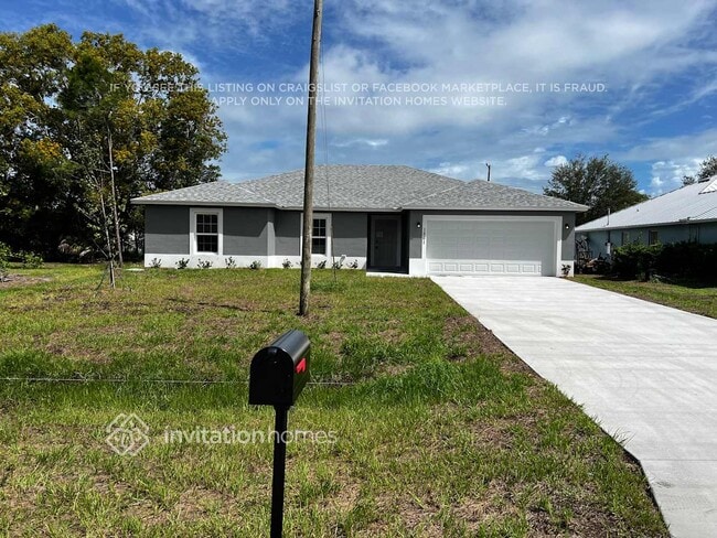property at 1861 SE Berkshire Blvd