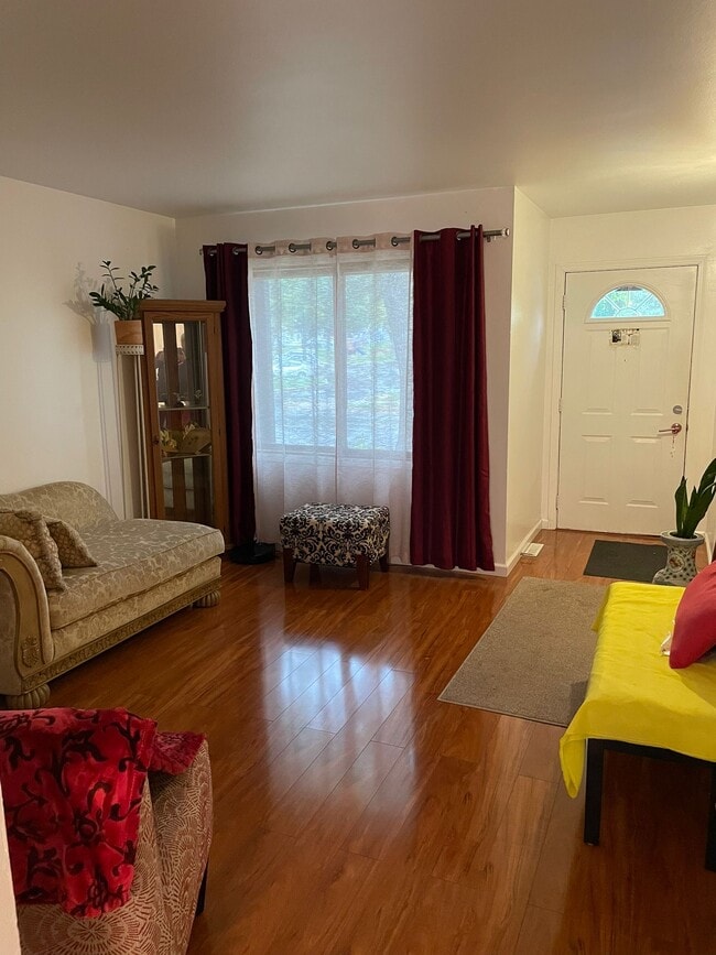 54 N Walbridge Ave in Madison, WI - Building Photo - Building Photo