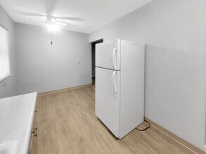 28 Ridgewood St in Kalamazoo, MI - Building Photo - Building Photo