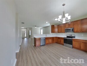 8140 Elsen Ridge in Avon, IN - Building Photo - Building Photo