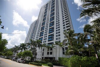 1330 West Ave in Miami Beach, FL - Building Photo - Building Photo