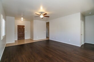 1937 E Lusitano Loop in San Tan Valley, AZ - Building Photo - Building Photo