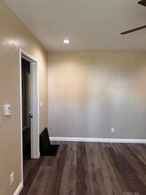 725 N Mariposa St in Burbank, CA - Building Photo - Building Photo