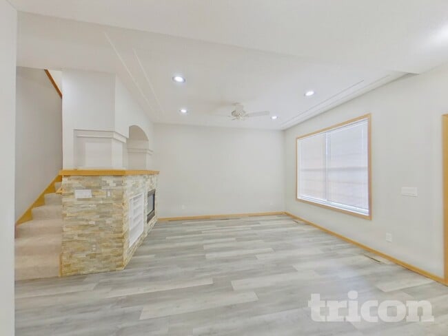 14397 Banyan Ln in Rosemount, MN - Foto de edificio - Building Photo