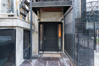 417 E 60th St in New York, NY - Building Photo - Building Photo