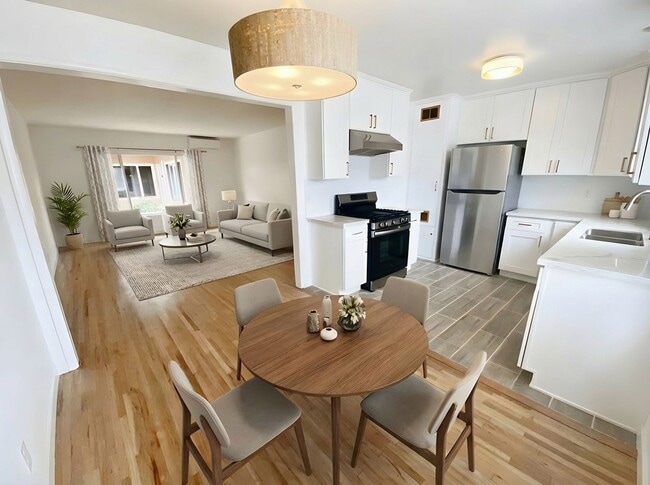 Spacious 1 & 2 Bedroom Apartments