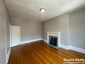 21 Harris St, Unit 11P-6 in Brookline, MA - Building Photo - Building Photo