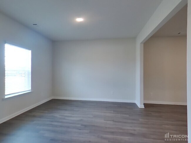 1300 Deutz Dr in Locust Grove, GA - Building Photo - Building Photo