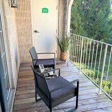 728 N Gary Ave, Unit 212 in Carol Stream, IL - Foto de edificio - Building Photo