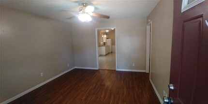 902 Maryland Dr in Austin, TX - Building Photo - Building Photo
