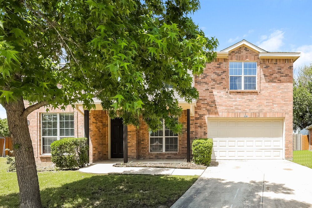 3301 Doris Dr in Denton, TX - Building Photo