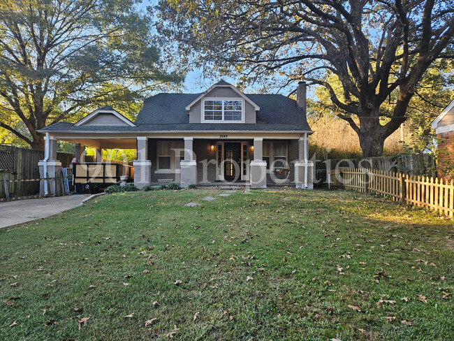 3549 Carnes Ave in Memphis, TN - Foto de edificio - Building Photo