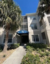 3301 Whitestone Cir in Kissimmee, FL - Building Photo