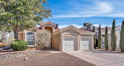 10820 Walden Pond St in El Paso, TX - Building Photo - Building Photo