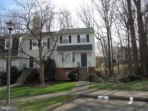 5760 First Lndg Wy in Burke, VA - Building Photo - Building Photo