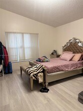 3832 SW 53rd St in Fort Lauderdale, FL - Building Photo - Building Photo