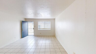 3410 Thaxton Ave SE in Albuquerque, NM - Building Photo - Building Photo