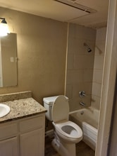 3215 Clarksville St in Paris, TX - Building Photo - Building Photo