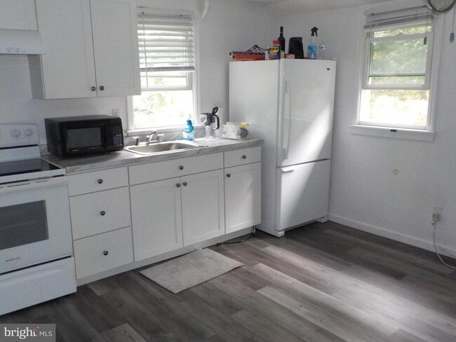 property at 16 Oak St