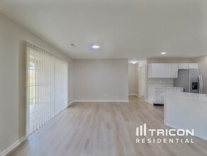 20 Landing Ln in Simpsonville, SC - Building Photo - Building Photo