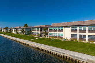 Gulf Harbors Condo's in New Port Richey, FL - Building Photo - Building Photo