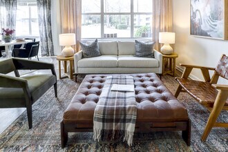 Muirfield Village Apartments in Raleigh, NC - Foto de edificio - Building Photo