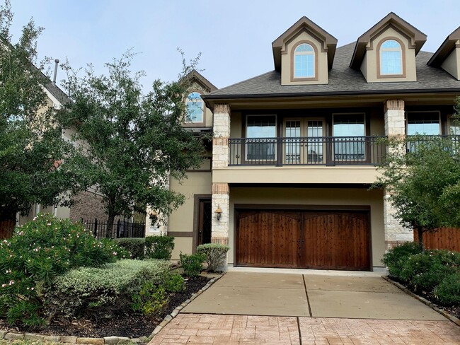 property at 34 Herons Flight Pl