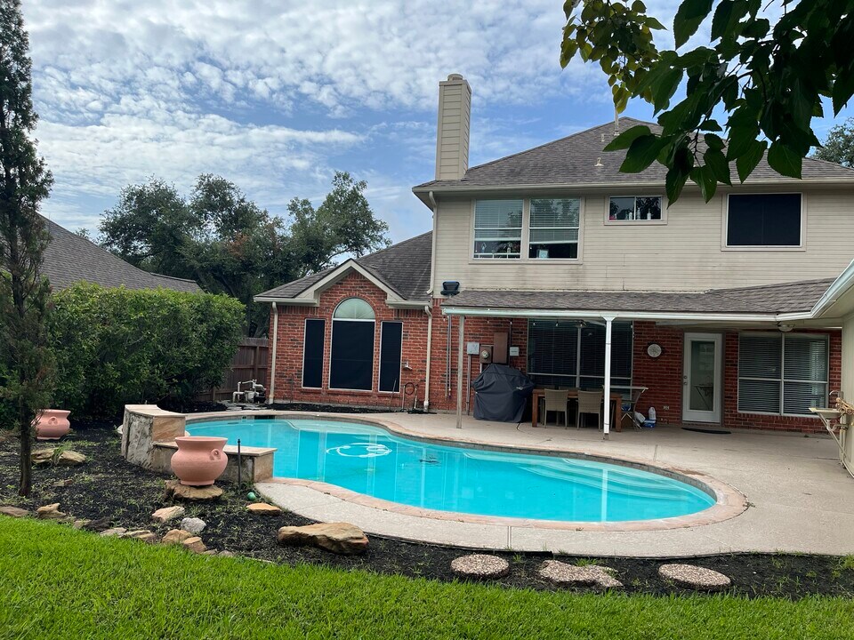 13030 Mossy Ridge Cove in Houston, TX - Building Photo