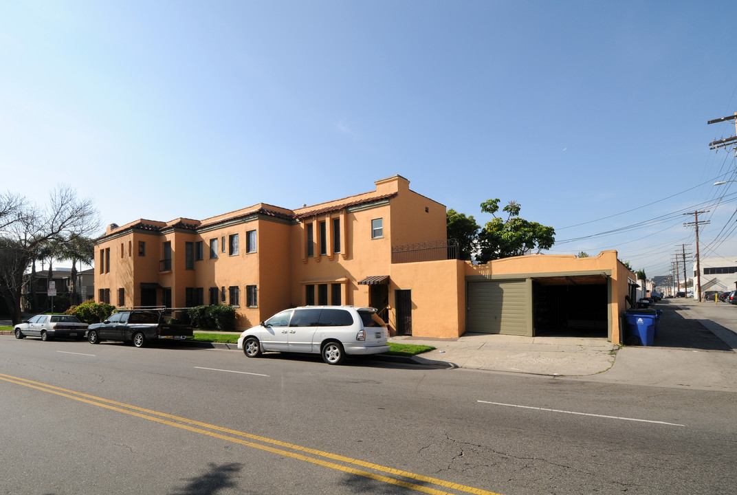 Westwood Crescent Heights in Los Angeles, CA - Building Photo