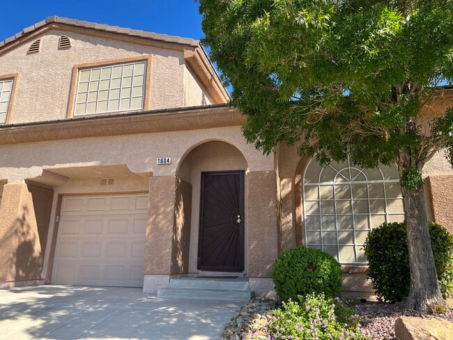 1604 Coyote Run Dr
