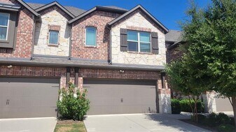 709 Lowveld Dr in Plano, TX - Building Photo