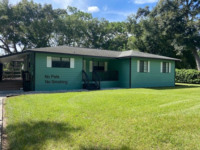 property at 5414 Lake Le Clare Rd