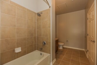 56 Brownstone Way in Englewood, NJ - Building Photo - Building Photo