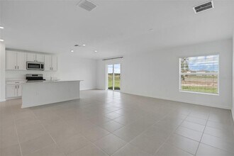 2376 McKinley Dr in Lake Wales, FL - Building Photo - Building Photo