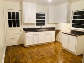 423 E Coffee St in Talladega, AL - Building Photo - Building Photo