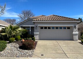 4050 Sylvan Glen Ln in Roseville, CA - Building Photo