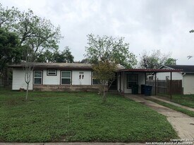 3838 Manchester Dr in San Antonio, TX - Building Photo