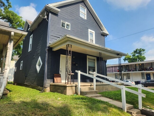 property at 313 1/2-437-432 Harrison Ave