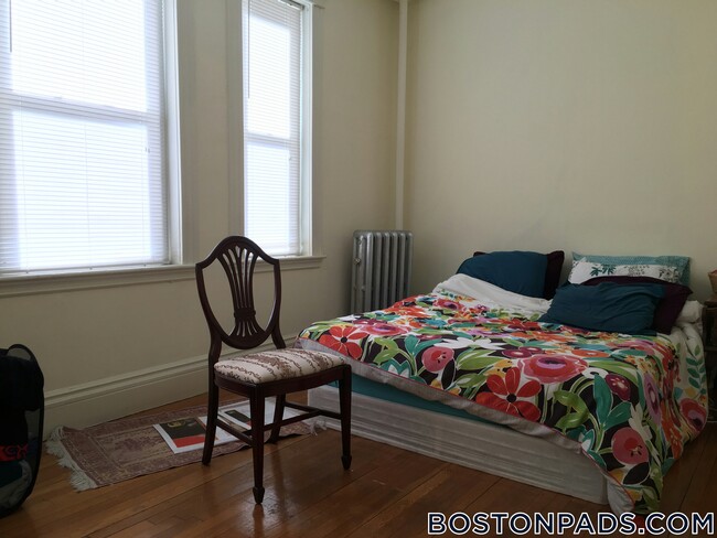 55 Queensberry St in Boston, MA - Building Photo - Building Photo