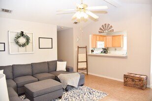 3813 Oldenburg Ct in College Station, TX - Building Photo