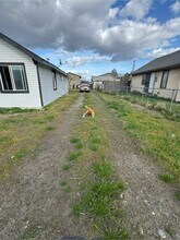 809 S 5th Ave in Pasco, WA - Building Photo - Building Photo