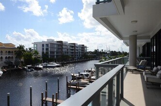 80 Hendricks Isle, Unit 302 in Fort Lauderdale, FL - Building Photo - Building Photo