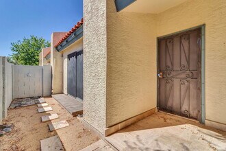 8022 N 32nd Dr in Phoenix, AZ - Building Photo - Building Photo