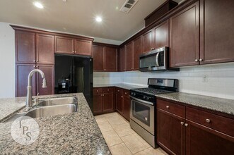 6414 W Norwich Ave in Fresno, CA - Building Photo - Building Photo